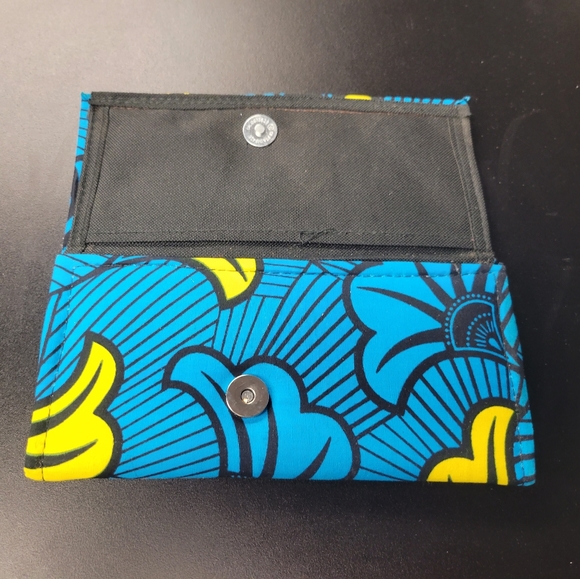 Handmade Ghanaian 🇬🇭 Clutch - Picture 2 of 4